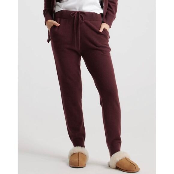 Quince Sweaters - QUINCE Burgundy Mongolian Cashmere  Sweatpants NWT Size Large